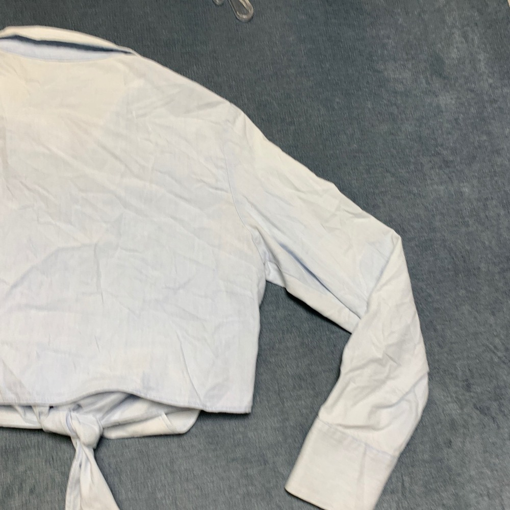 Zara Cropped Shirt Womens Small Light Blue Tie Front Utility Pockets Minimalist - Picture 15 of 16